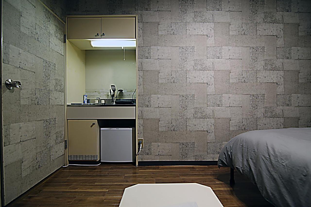 Kb House Shinjuku Double Room Free Poket Wifi! Tōkyō Extérieur photo